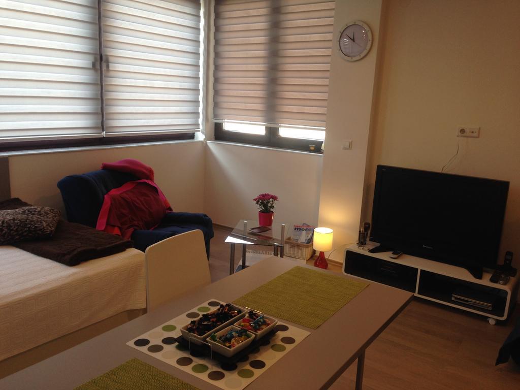 Dea'S Studio Apartment SJJ Room photo