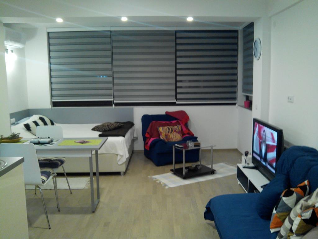 Dea'S Studio Apartment SJJ Room photo