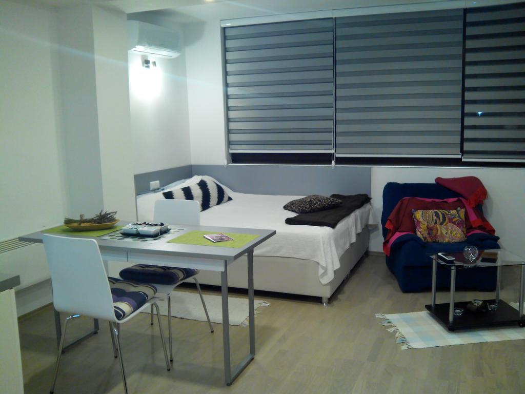 Dea'S Studio Apartment SJJ Room photo
